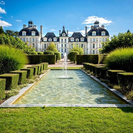 Les Hauts Du Bourg, Blois-Chambord-Amboise-Beauval Coulanges Exterior photo
